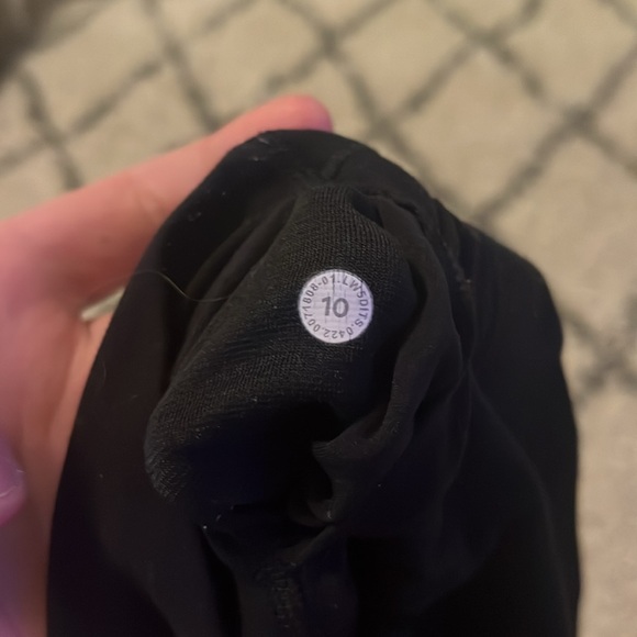 Lululemon active set - Picture 10 of 10